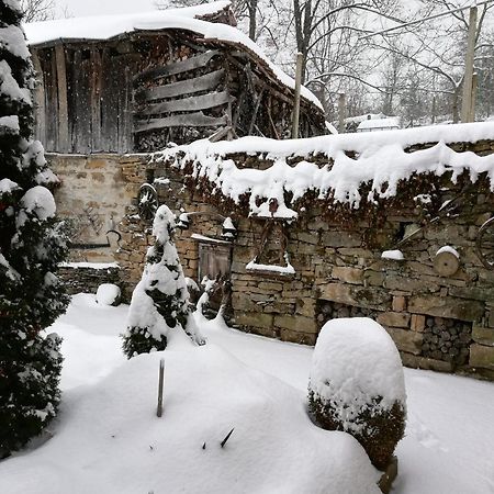 Къща За Гости Чичарите Gabrovo Exterior foto